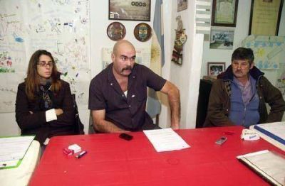 Denuncian un sinf�n de �maniobras� de Pe�alba y su lista