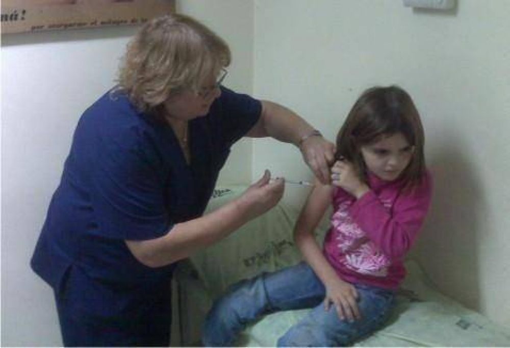Campa�a Vacunaci�n Antigripal de Influenza AH1N1  El Municipio super� las metas previstas en la Inmunizaci�n de los Grupos de Alto Riesgo