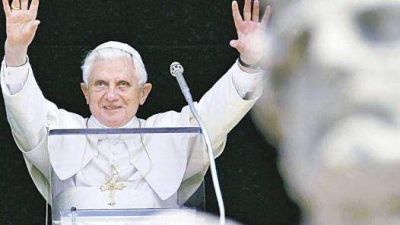 El Papa critic� el operativo contra un cura ped�filo