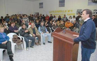 Entidades barriales apoyaron la candidatura de Mac Karthy