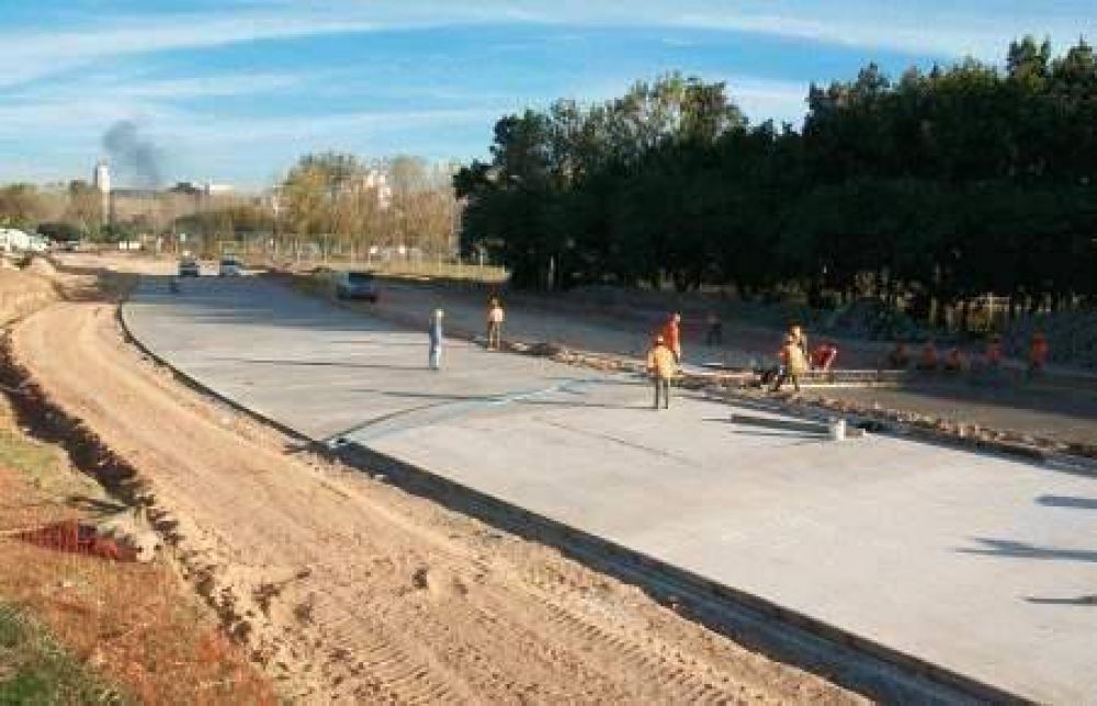 Piden �la inmediata paralizaci�n� de las obras del Vial Costero
