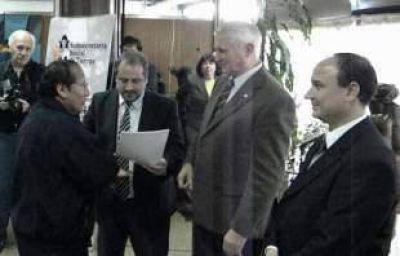 M�s familias de San Mart�n obtuvieron su escritura