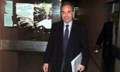 In�dita pelea por la difusi�n de los dichos del ex embajador