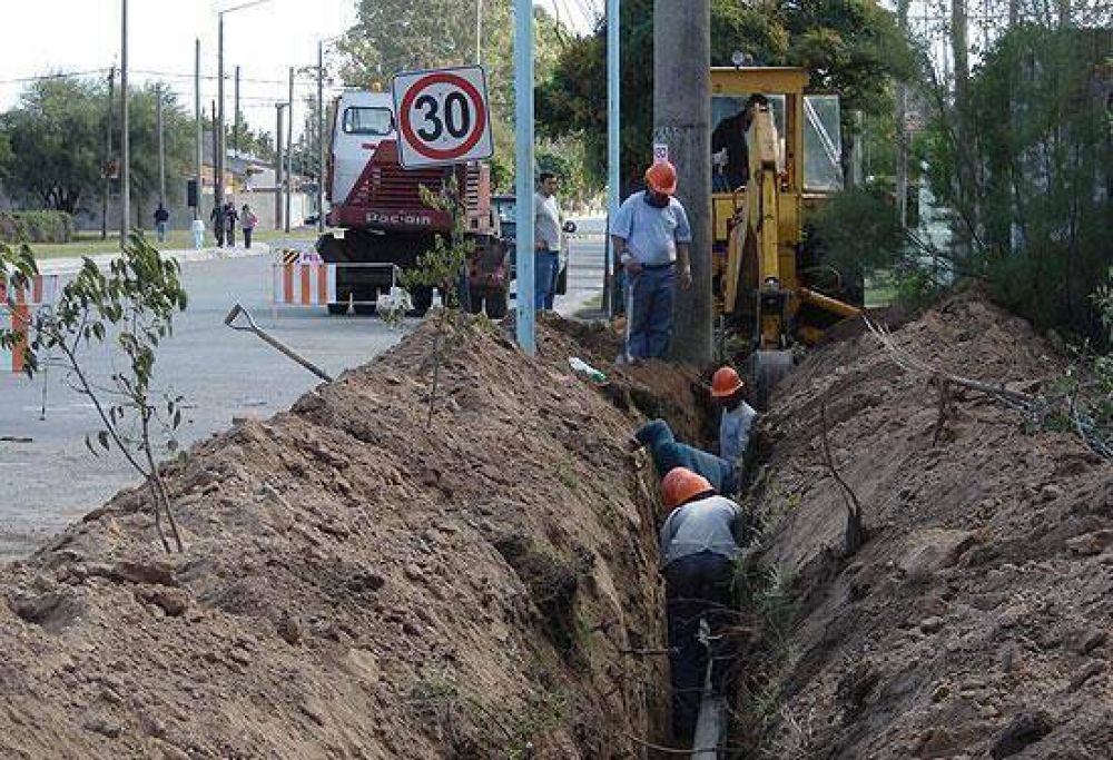 Otorgaron al Municipio las obras de red de agua corriente
