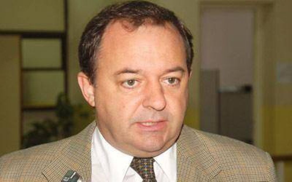 Arzani participa de conferencia mundial sobre inversiones
