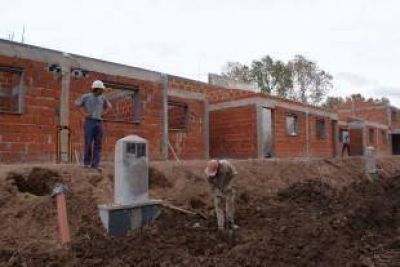 Construyen nuevas viviendas en Rinc�n