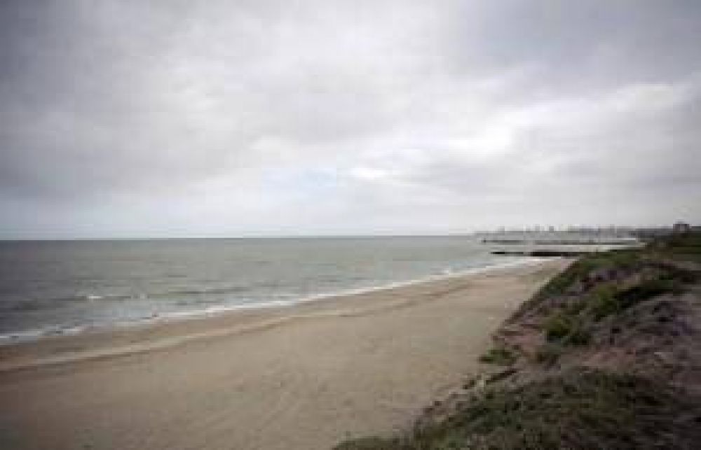 Presentan grave denuncia: �Esta temporada las playas marplatenses ser�n inhabitables�
