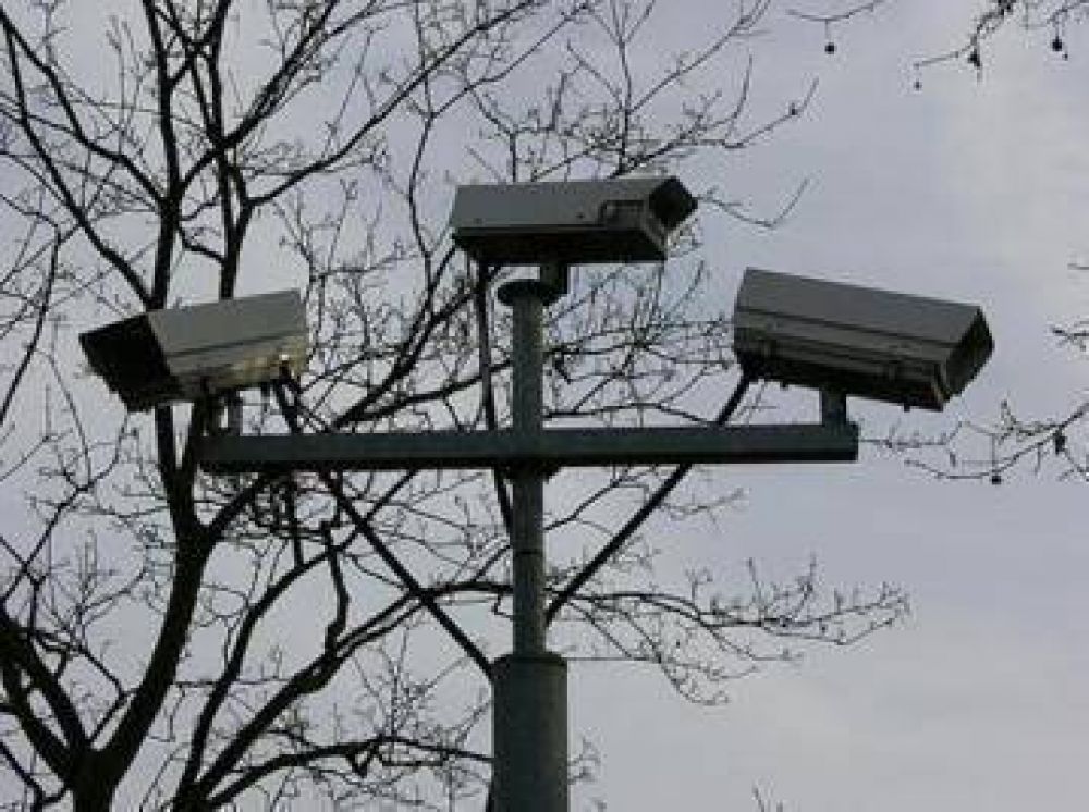 Ante la inseguridad, se vienen las c�maras en la ciudad