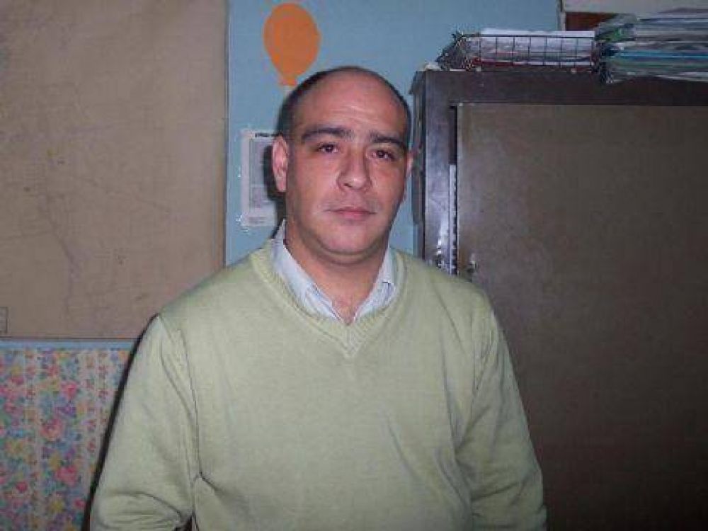 Concejo Deliberante Fern�ndez destac� reconocer en el �momento justo� al bombero Luis Jorge