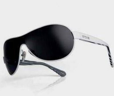 Proh�ben venta de anteojos de sol