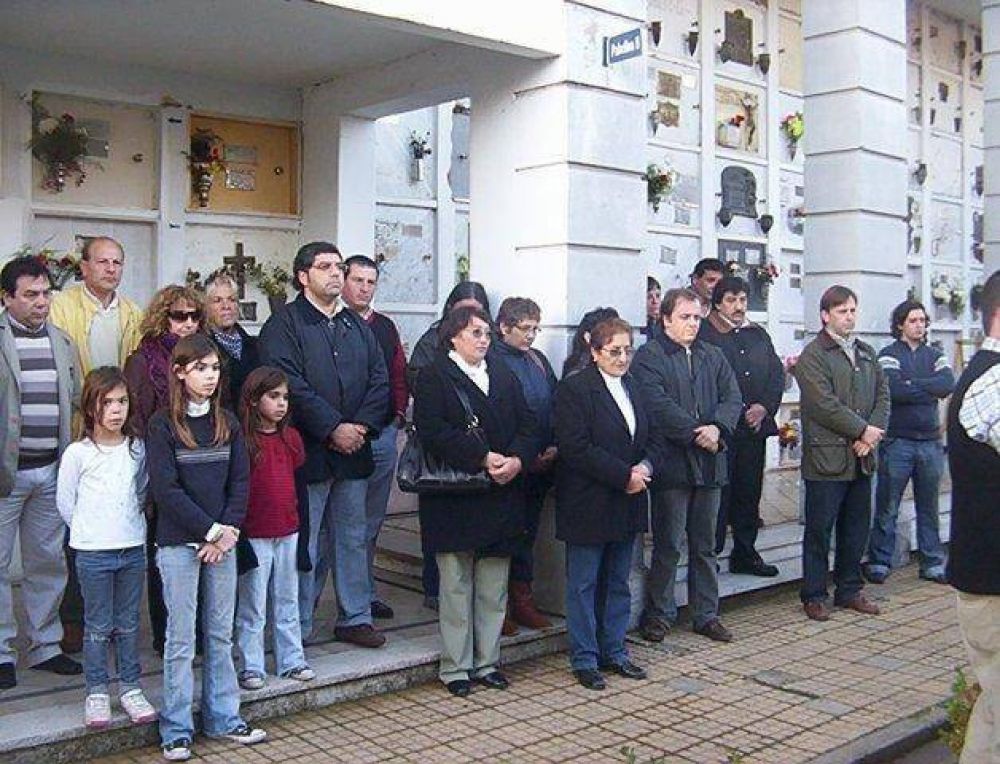 OTRO ACTO DE RECORDACION A PERON