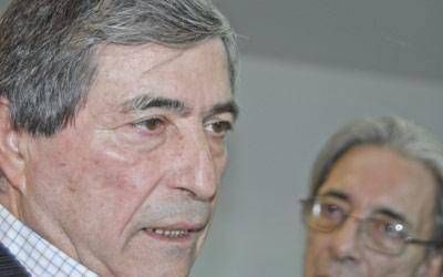 Cambareri quiere internas para la conducci�n radical