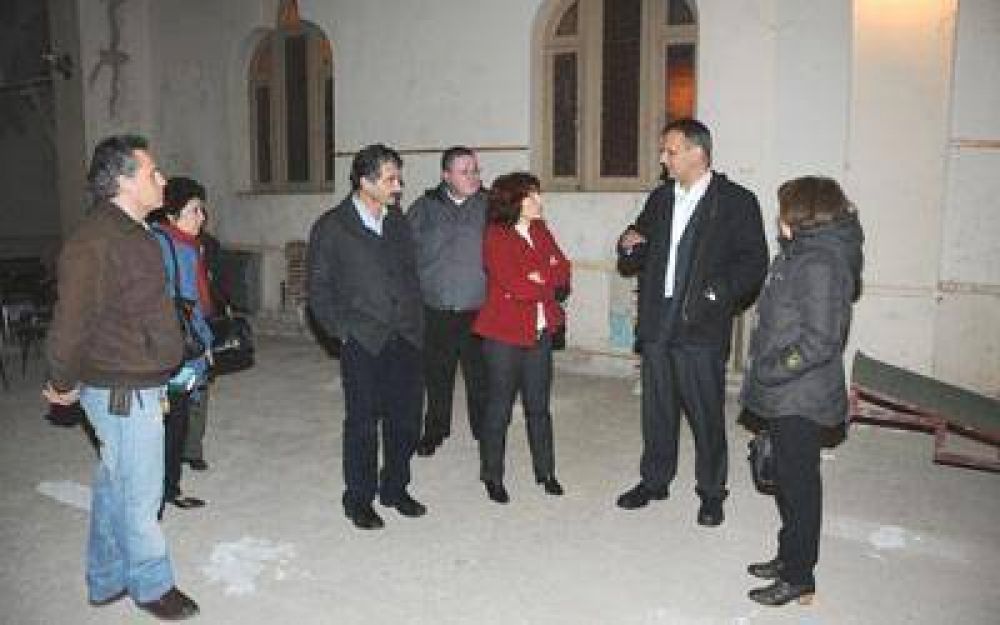 La Municipalidad contribuir� a restaurar la iglesia Santa Luc�a