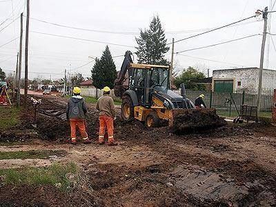 SAN VICENTE | OBRAS Y MEJORAS Avanzan las obras de cloacas y entorno de la estaci�n de Korn