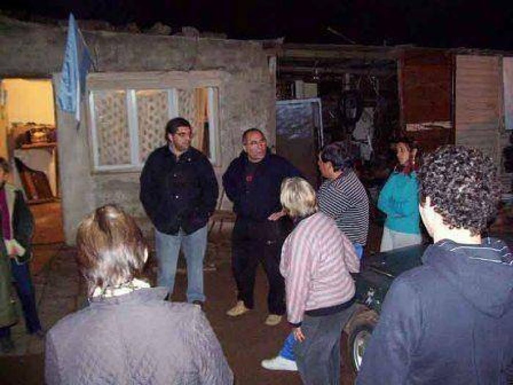 DIPUTADO DURETTI: NUEVA REUNION CON VECINOS