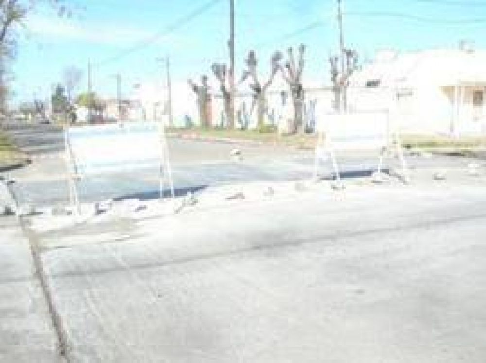 Pehuaj� Tareas de bacheo en varios sectores de la ciudad