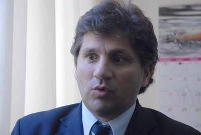 "Entre que la Prefectura est� y no est�, siempre es mejor que est�"