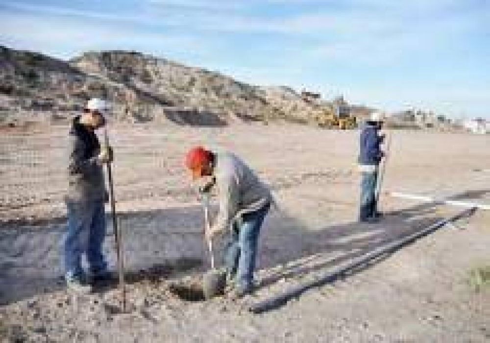 Comenz� en el Alto de la ciudad la construcci�n del shopping neuquino