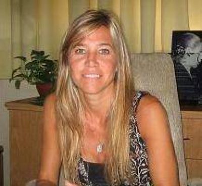Diputada Couly trabaja para que haya una sala m�dica itinerante que ayude a prevenir embarazos adolescentes