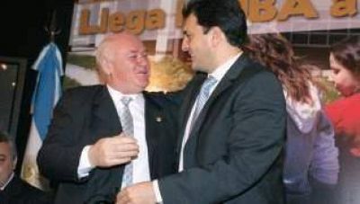 Massa y Hall� acordaron la llegada de la UBA a Tigre