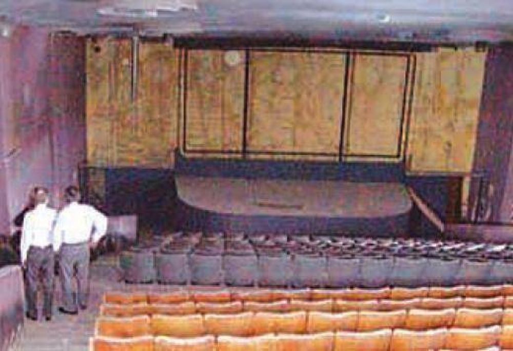 EX CINE SAN MARTIN El municipio adeuda abultada suma en impuestos