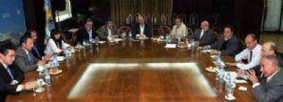 Acusan al Gobierno de nombrar amigos en OSM