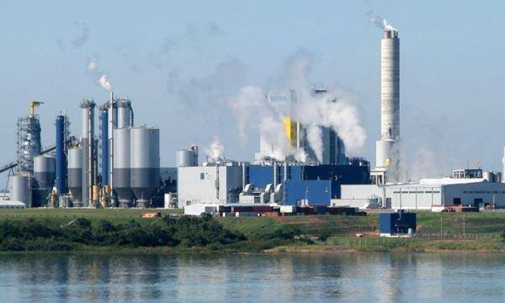  Asamble�stas de Gualeguaych� le pedir�n a Timerman participar en los controles de Botnia  