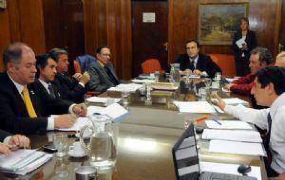 Mendoza crear� su propia ley electoral