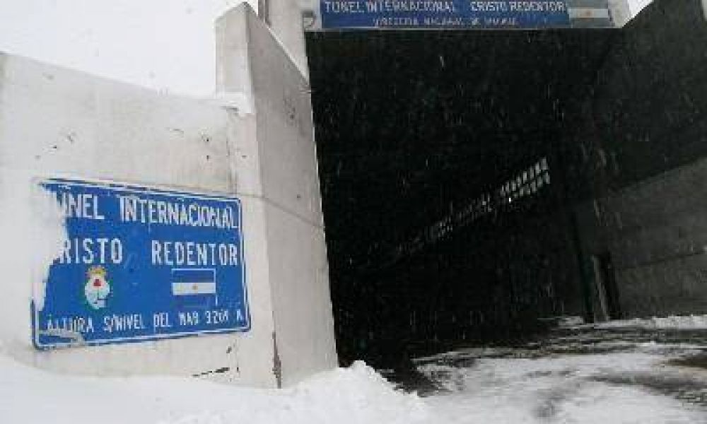 Est� cerrado el t�nel internacional