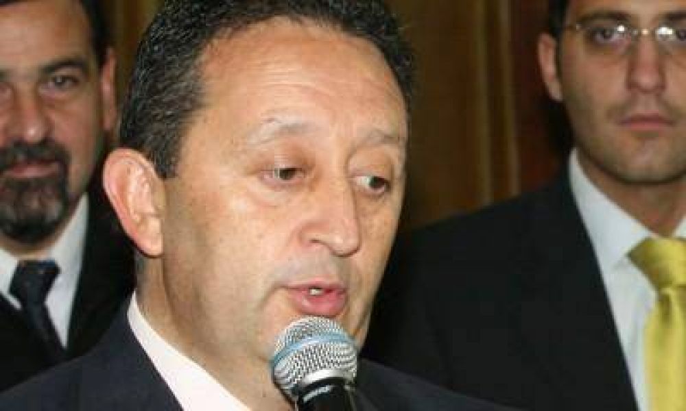 Jaque demand� penalmente a los operadores de Obras Sanitarias