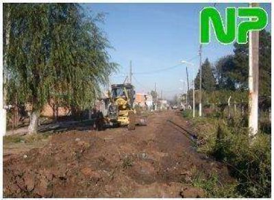 TRABAJOS EN EL BARRIO MIRADOR DE ALTUBE DE JOS� C. PAZ