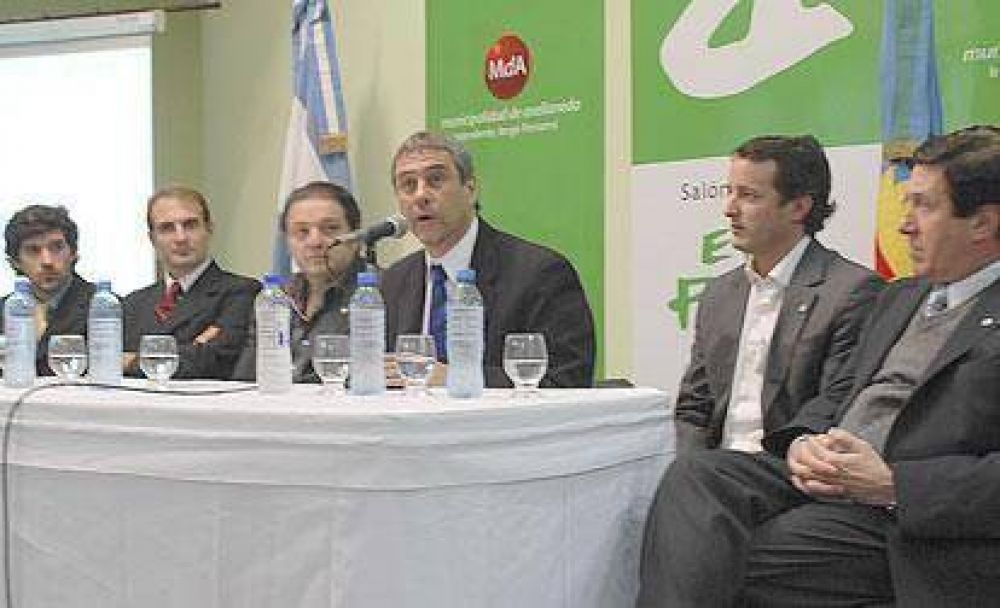 Avellaneda fue sede del �III Encuentro de Conciencia Ambiental y Desarrollo Sustentable�