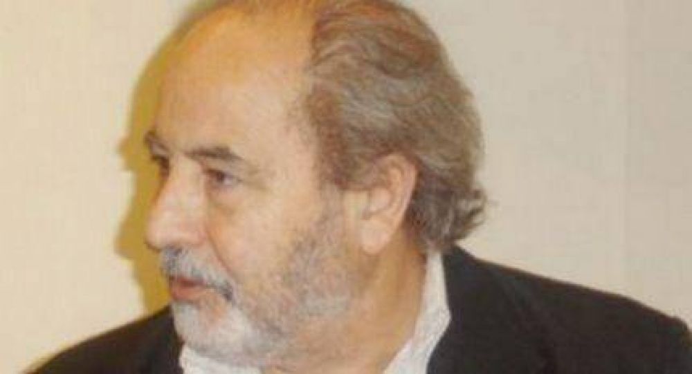 N�stor Lofrano, funcionario de Pulti, pretende acallarnos atacando a la esposa de nuestro Director
