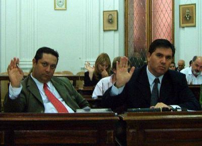 Piden se�alizaci�n y construcci�n de refugios en paradas de colectivos