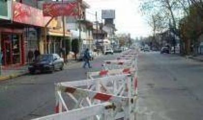 La Colonia Avanza la obra del boulevard en la Avenida Andr�s Baranda