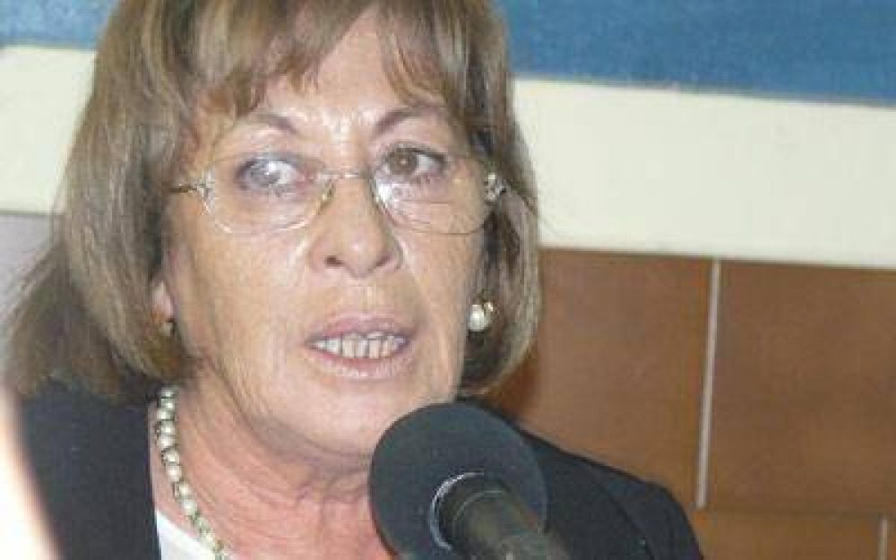 Mirtha Romero no recibir� a los docentes de Comodoro