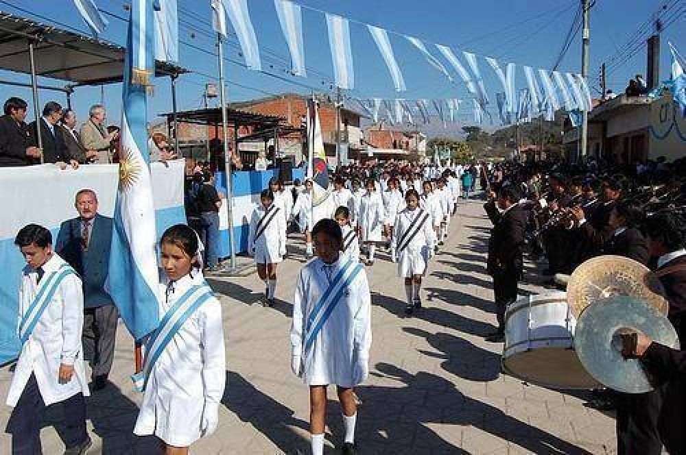 Festejos del D�a de la Independencia en el barrio 9 de Julio