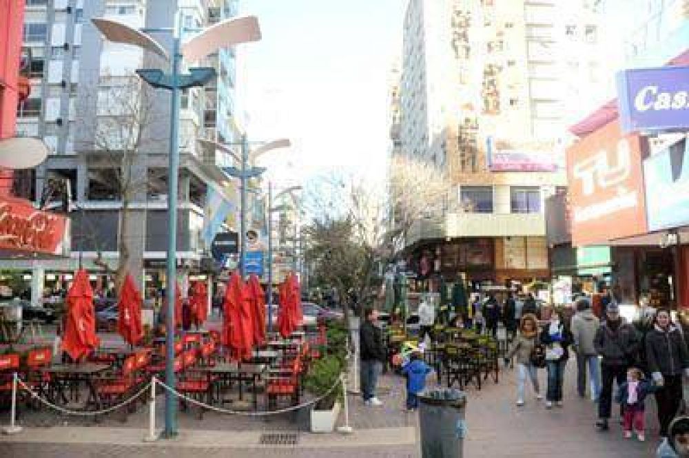 Comerciantes trabajan para que la peatonal vuelva a ser un orgullo de Mar del Plata