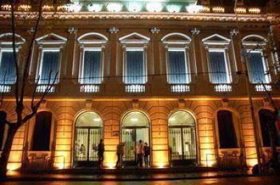 Comienzan a aparecer las piezas del rompecabezas pol�tico local