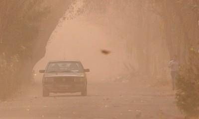 Fuertes r�fagas de viento zonda azotan varios departamentos