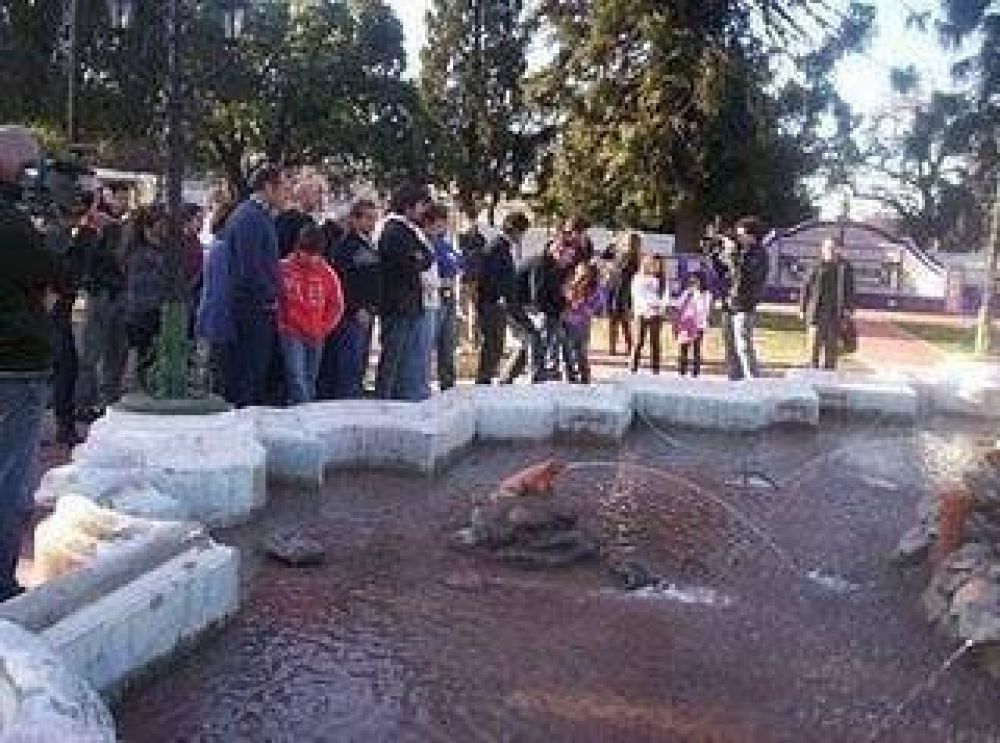 El ministro del Interior recorri� la remodelaci�n de la Plaza Espa�a