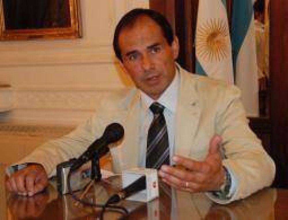 Gustavo Grasselli confirm� que renuncia al cargo de ministro de Salud
