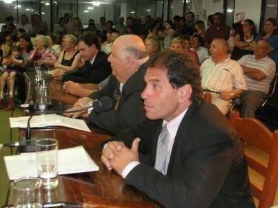 �Nos tenemos que poner a trabajar ya�