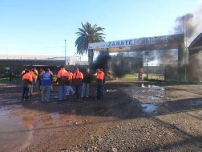 Sin seguridad laboral Nuevamente conflictos en la terminal portuaria �Z�rate Port�