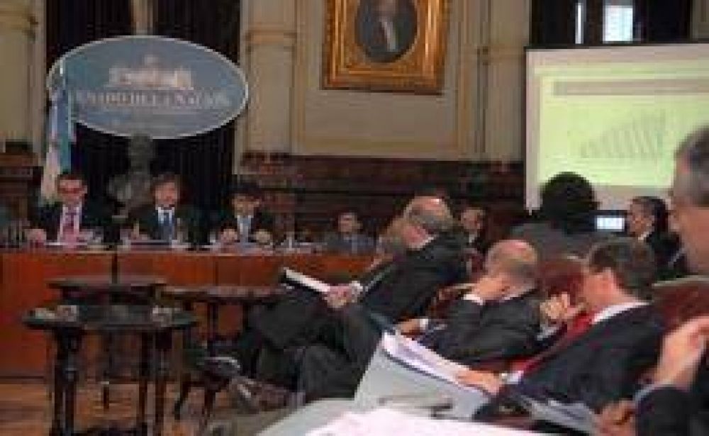La oposici�n logr� darle dictamen al proyecto de 82% m�vil a jubilaciones