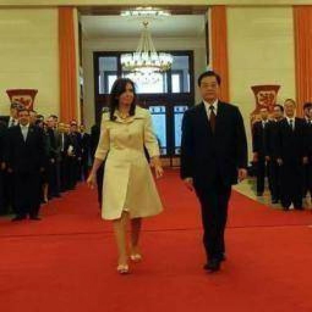 En China, Beder particip� de las actividades de la presidenta Cristina K