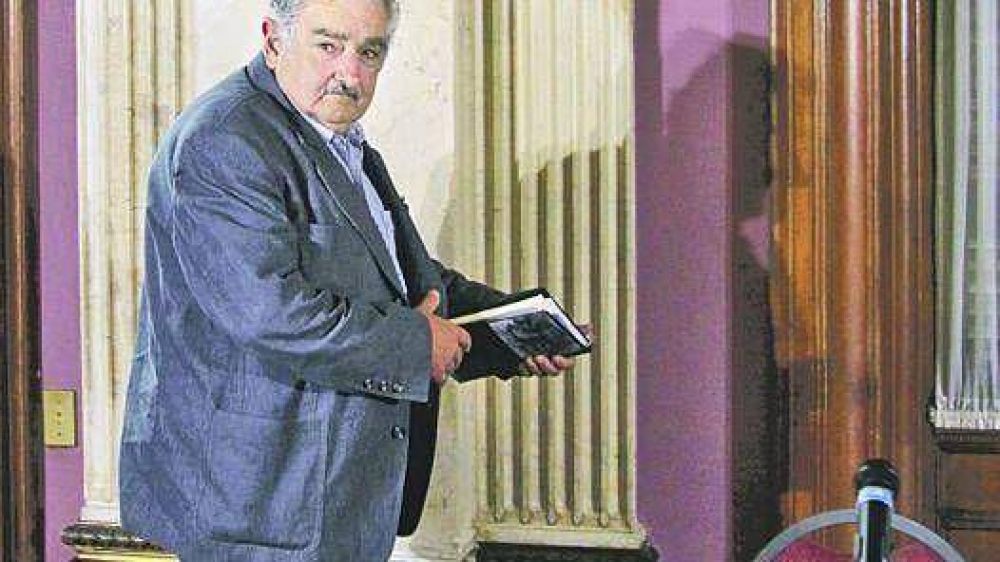Huelga de hambre de reclusos en cuatro c�rceles de Uruguay