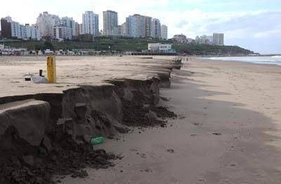 Advierten que la marea alta sustrajo gran cantidad de arena de las playas