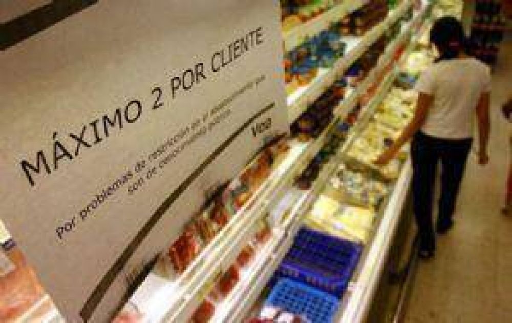 En los s�per la falta de mercader�as es 50% menos que hace un a�o