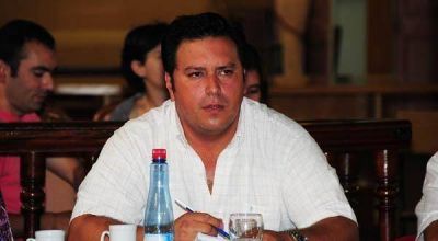 L�pez: �Ya no sorprende la falta de seriedad de esta oposici�n�